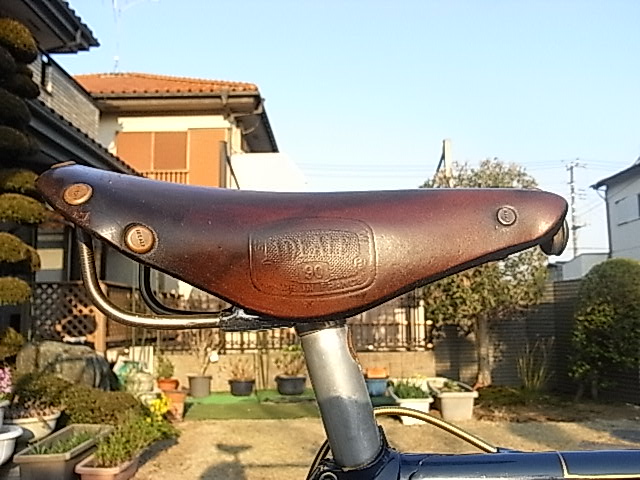 IDEALE No.90 Titan rail saddle