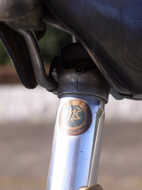 Simplex seat post with badge